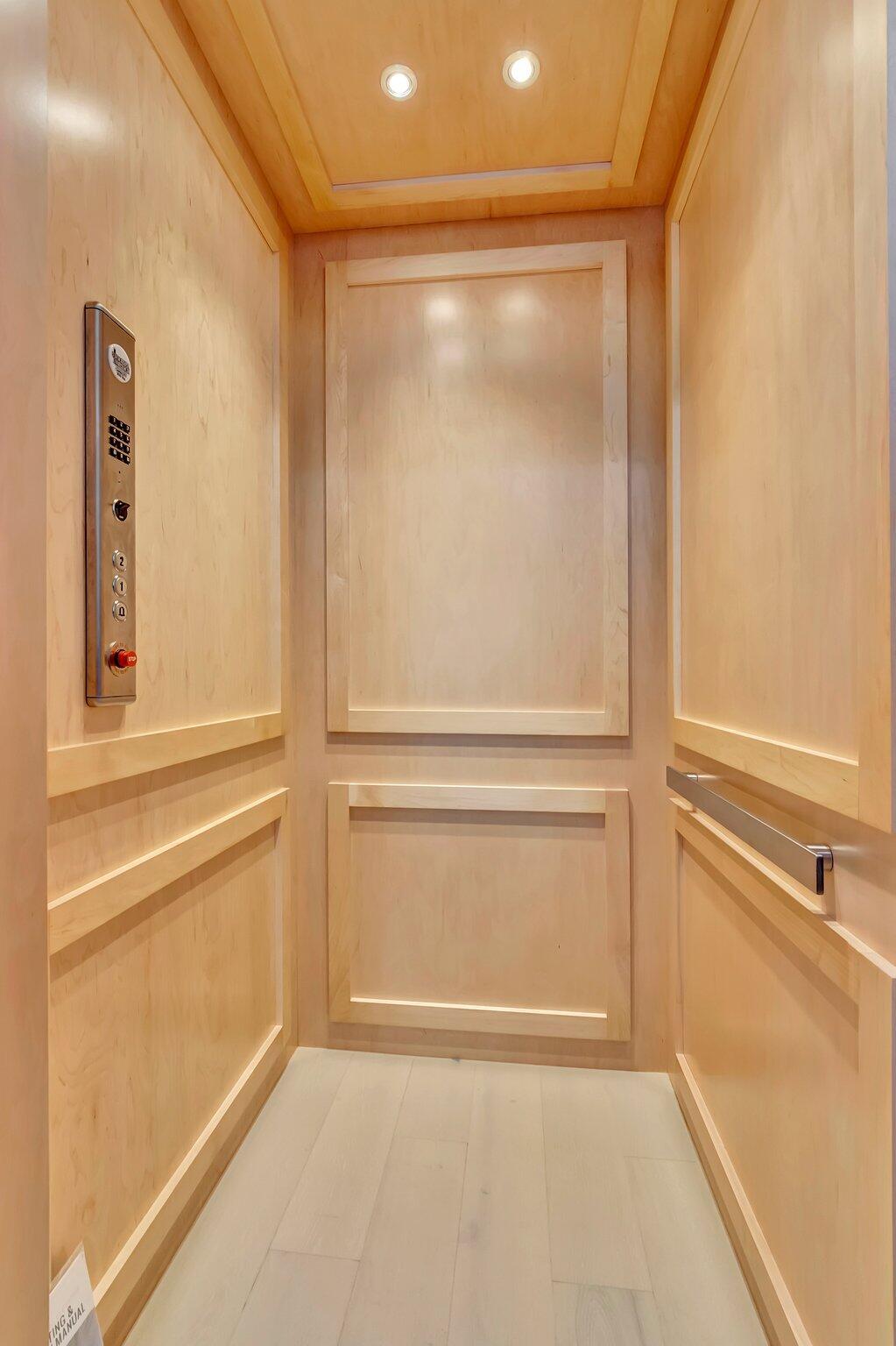 BOCA BRIDGES - Residential