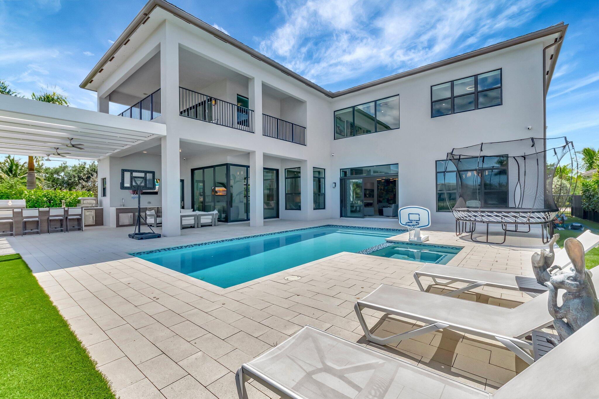 BOCA BRIDGES - Residential