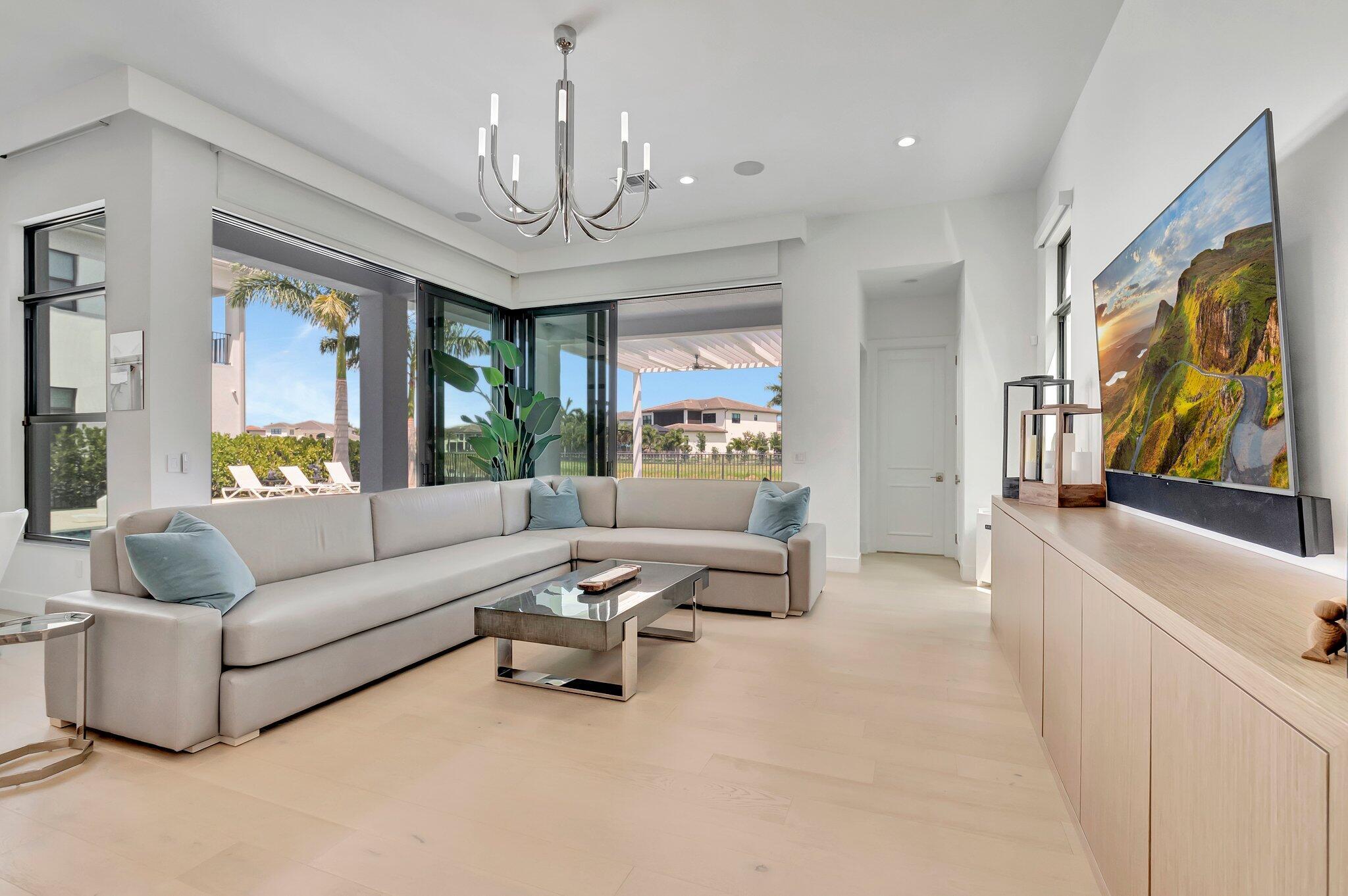 BOCA BRIDGES - Residential