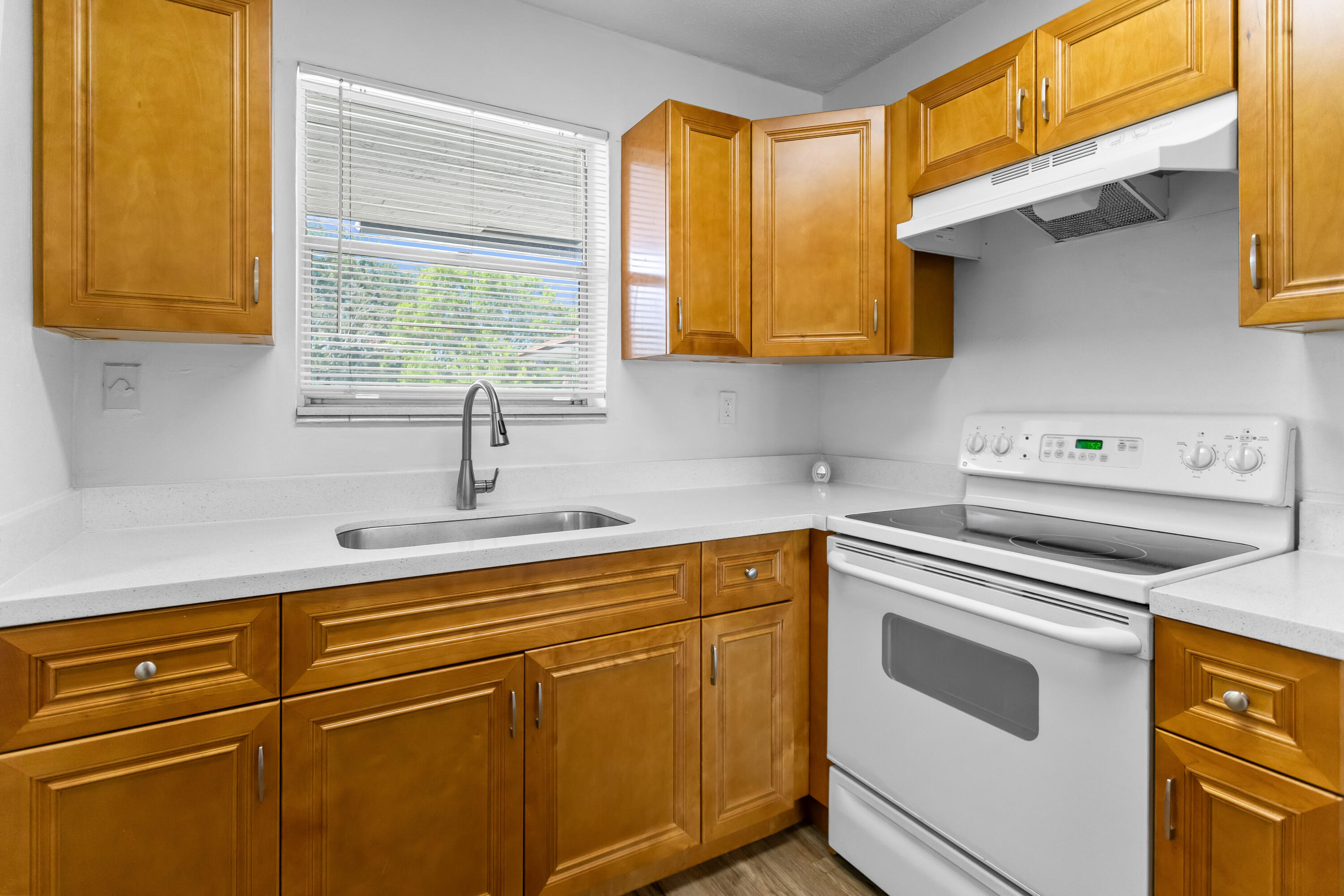 PROSPECT GARDENS - Residential Lease