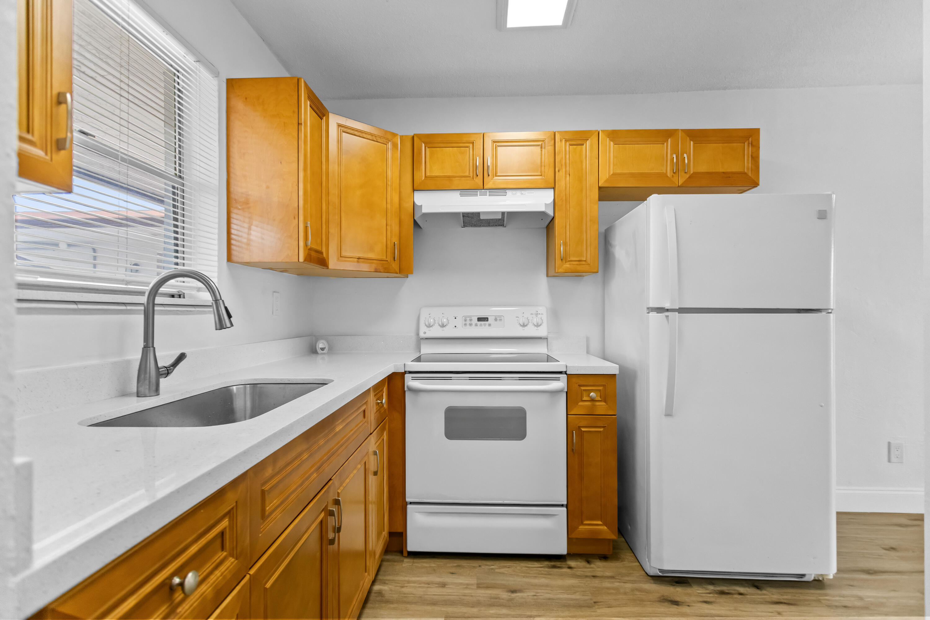 PROSPECT GARDENS - Residential Lease