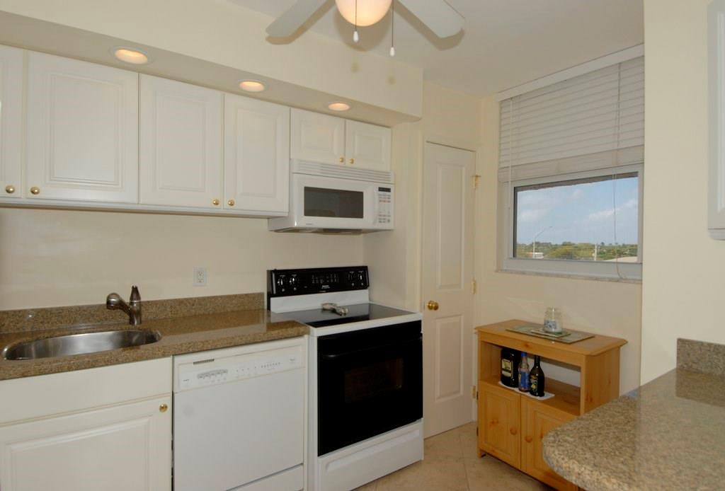 Cross Fox Condo - Residential Lease