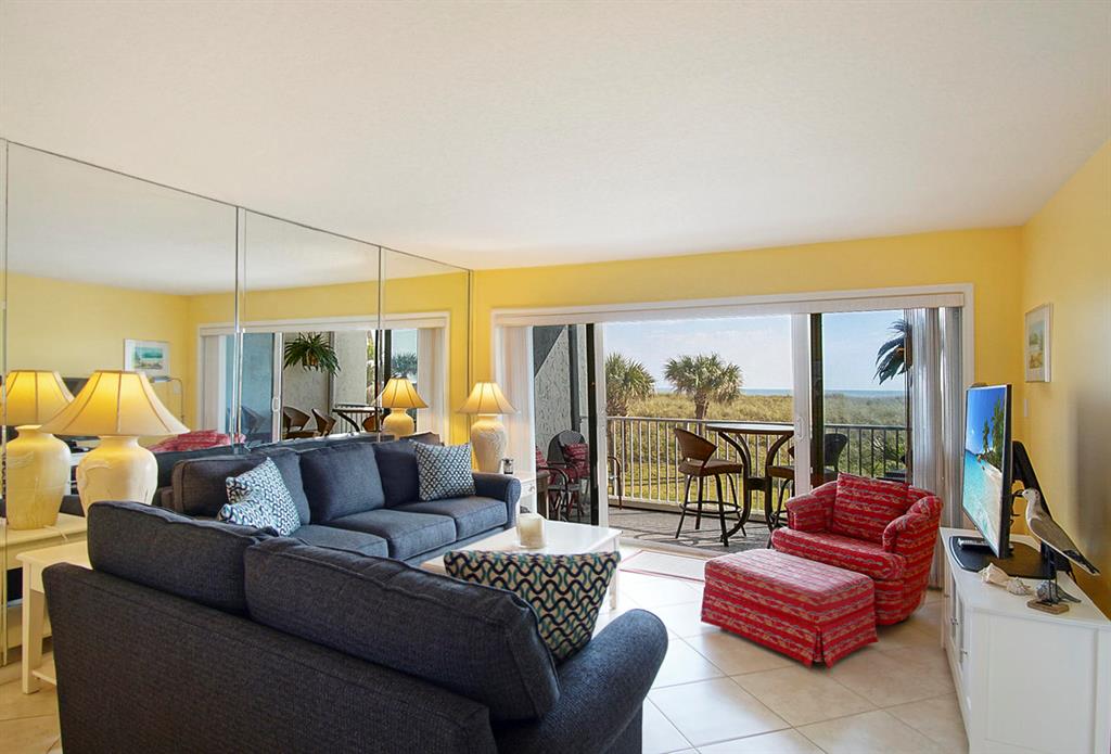 CAPSTAN I CONDOMINIUM - Residential