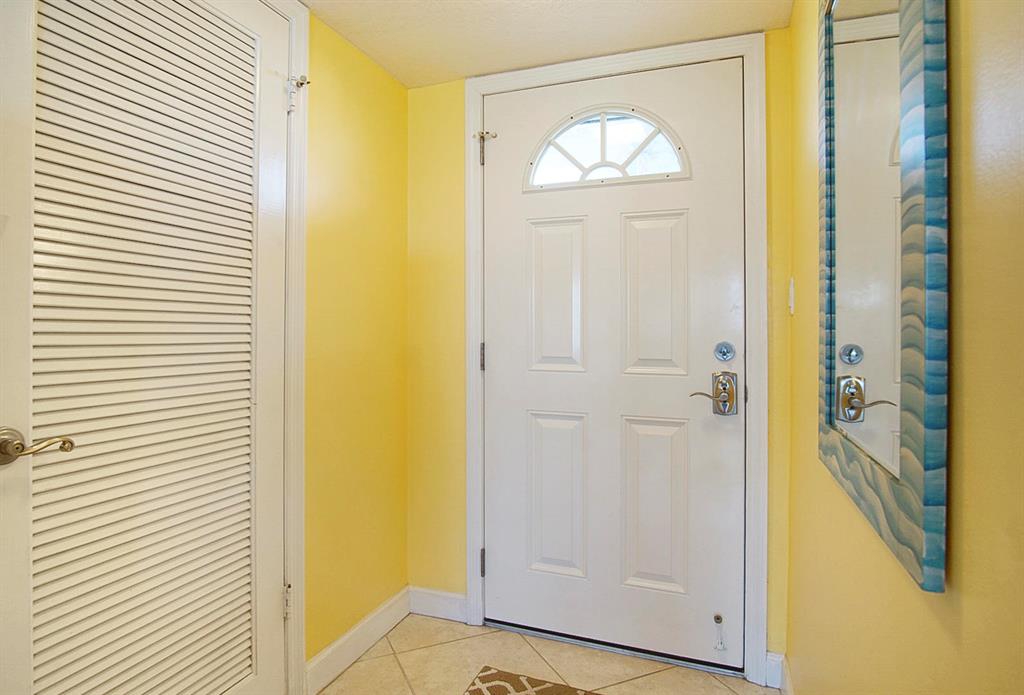 CAPSTAN I CONDOMINIUM - Residential