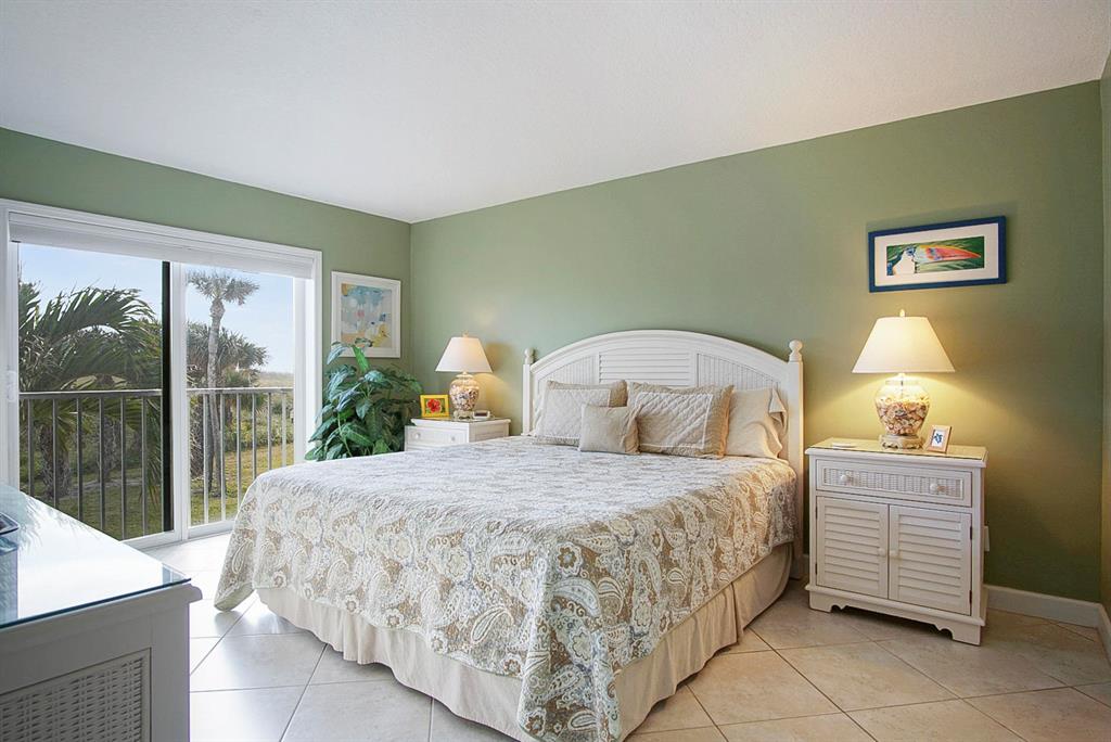 CAPSTAN I CONDOMINIUM - Residential