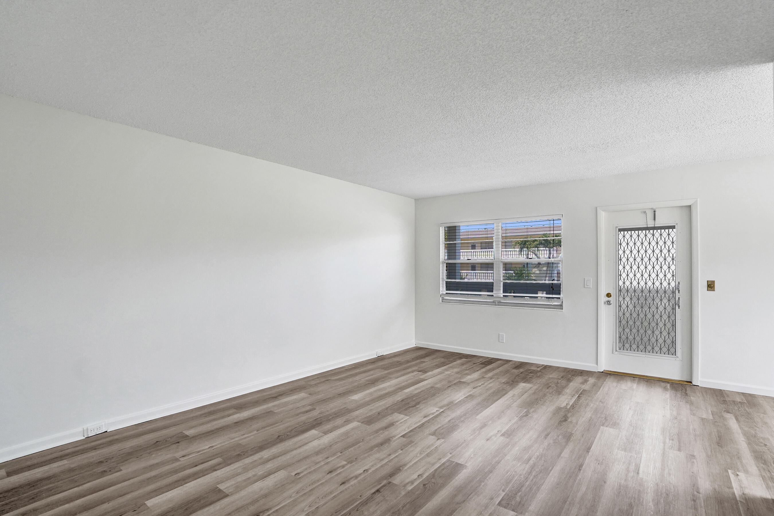 DORSET AT CENTURY VILLAGE CONDO - Residential Lease