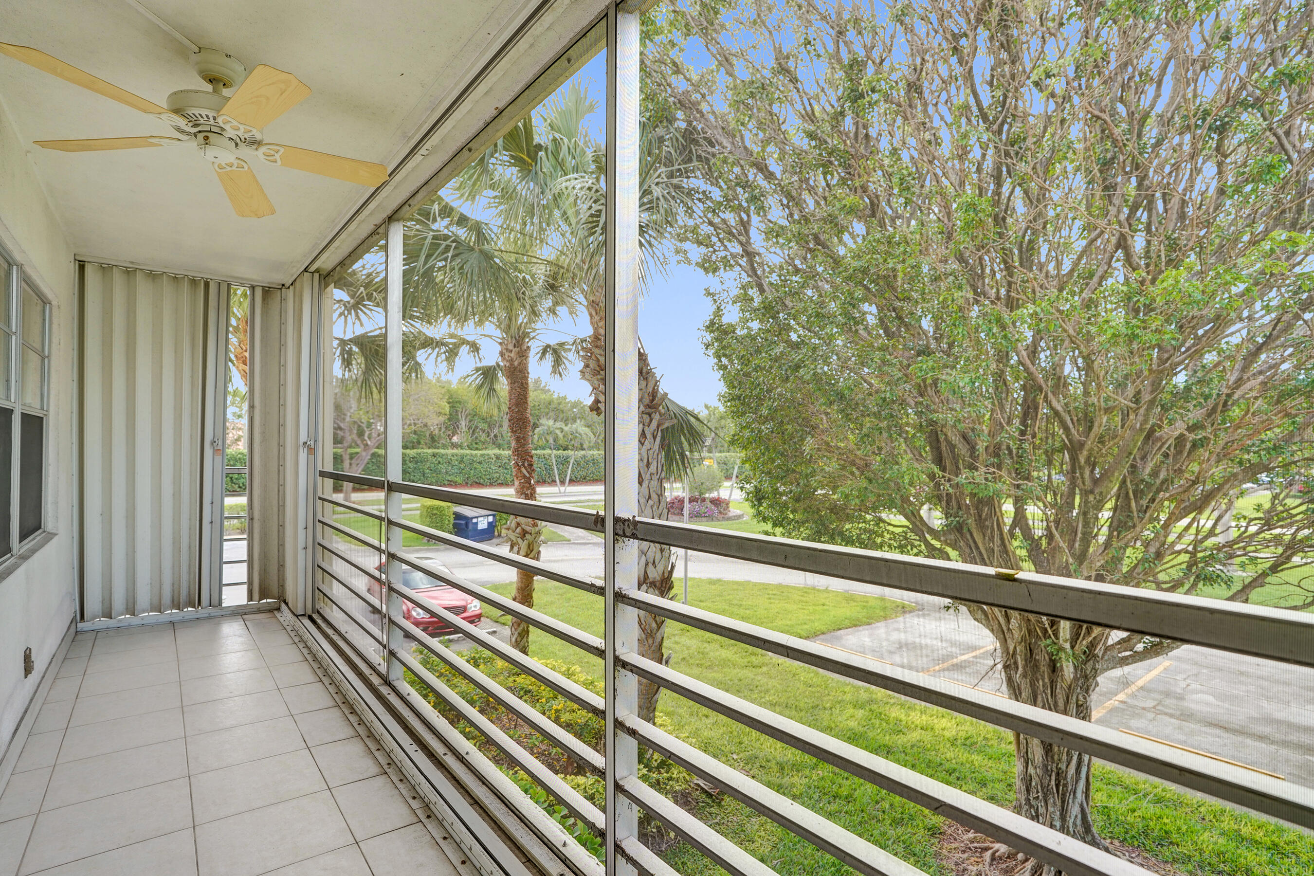 DORSET AT CENTURY VILLAGE CONDO - Residential Lease