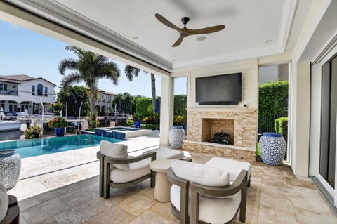 Tiny photo for 764 NE 33rd Street, Boca Raton, FL 33431 (MLS # B26070713)