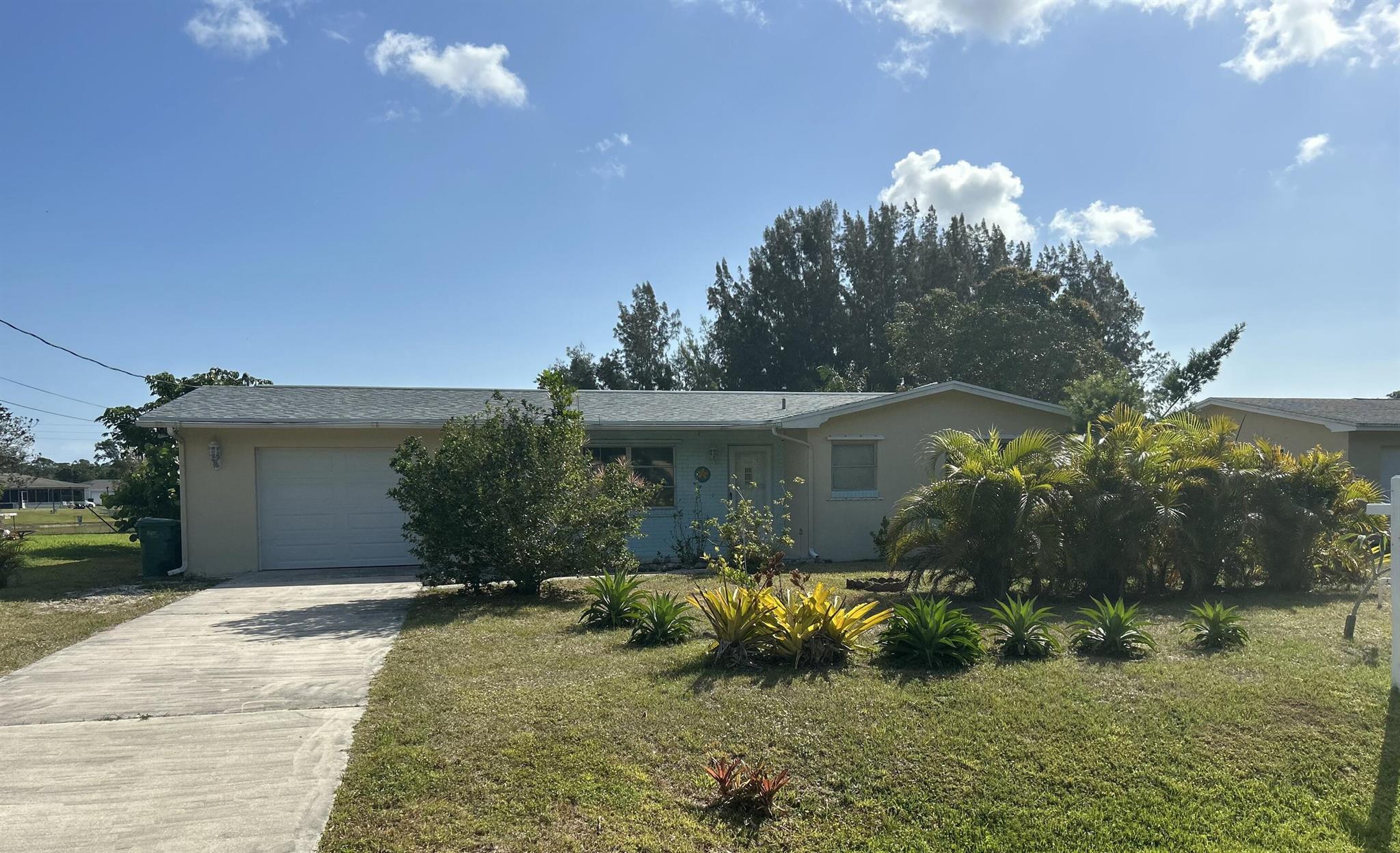 LAKEWOOD PARK UNIT 11 - Residential