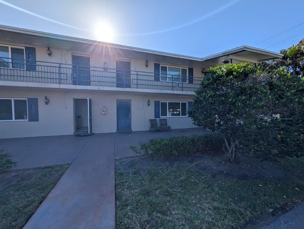 Photo of 817 Lighthouse Drive #Apt A, North Palm Beach, FL 33410 (MLS # B26033140)