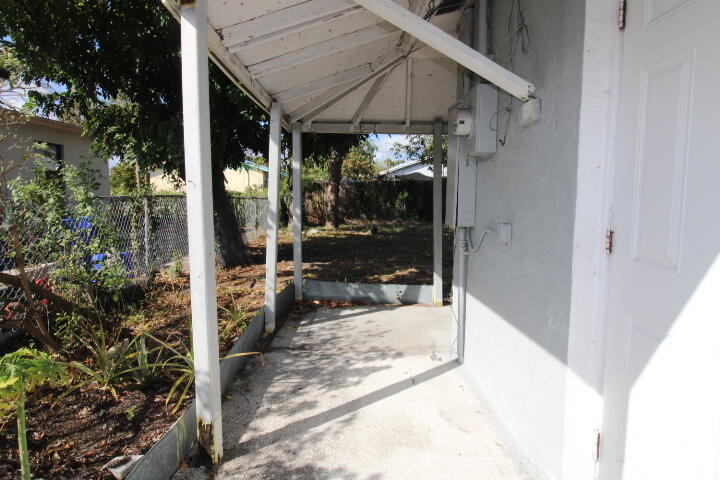 MONROE HEIGHTS - Residential