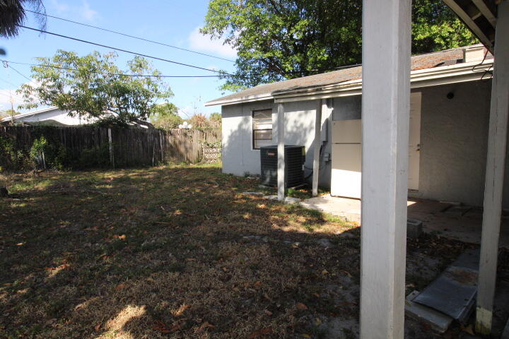 MONROE HEIGHTS - Residential