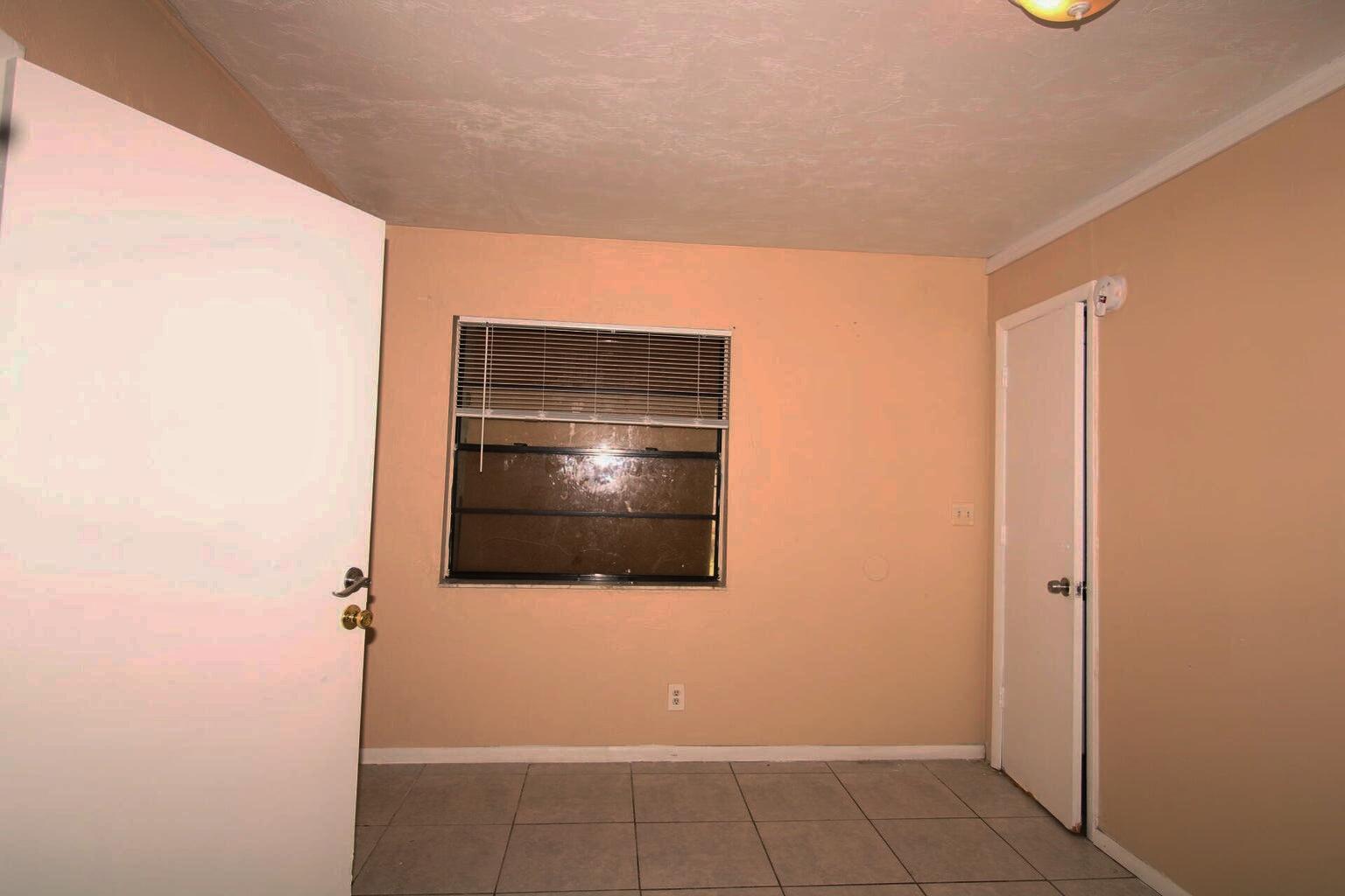 MONROE HEIGHTS - Residential