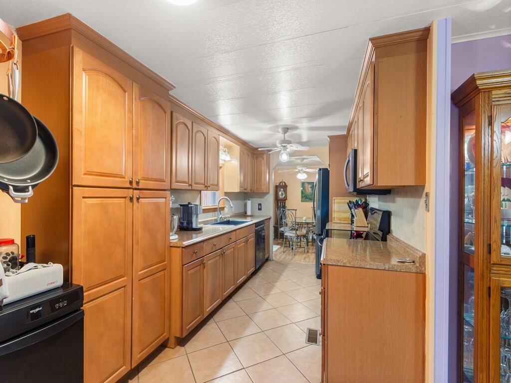 Spanish Lakes Golf Village - Residential