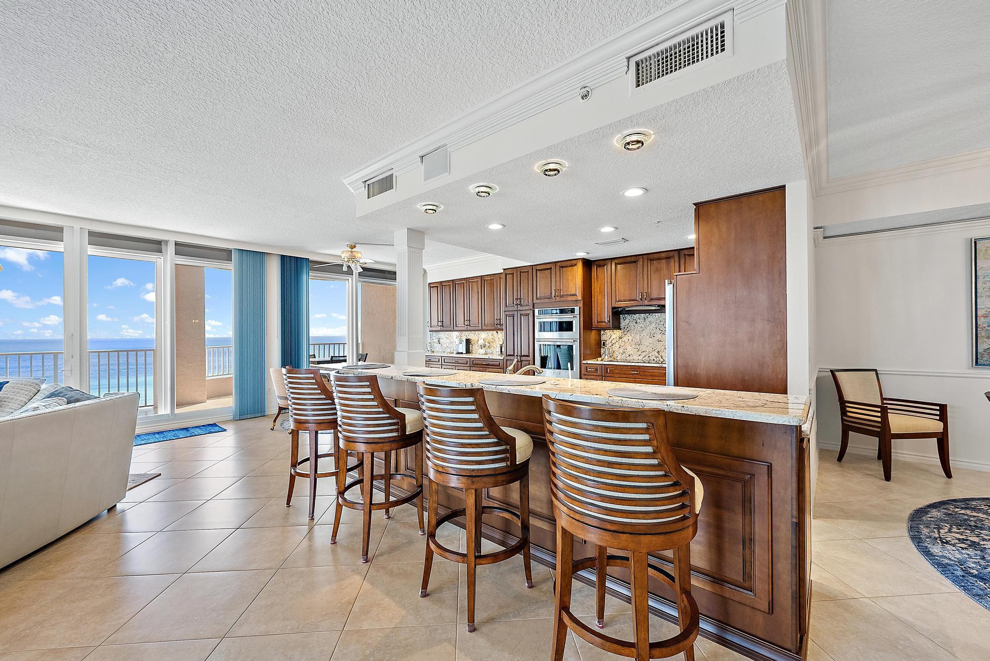 700 Ocean Royale 1201 Way 1201