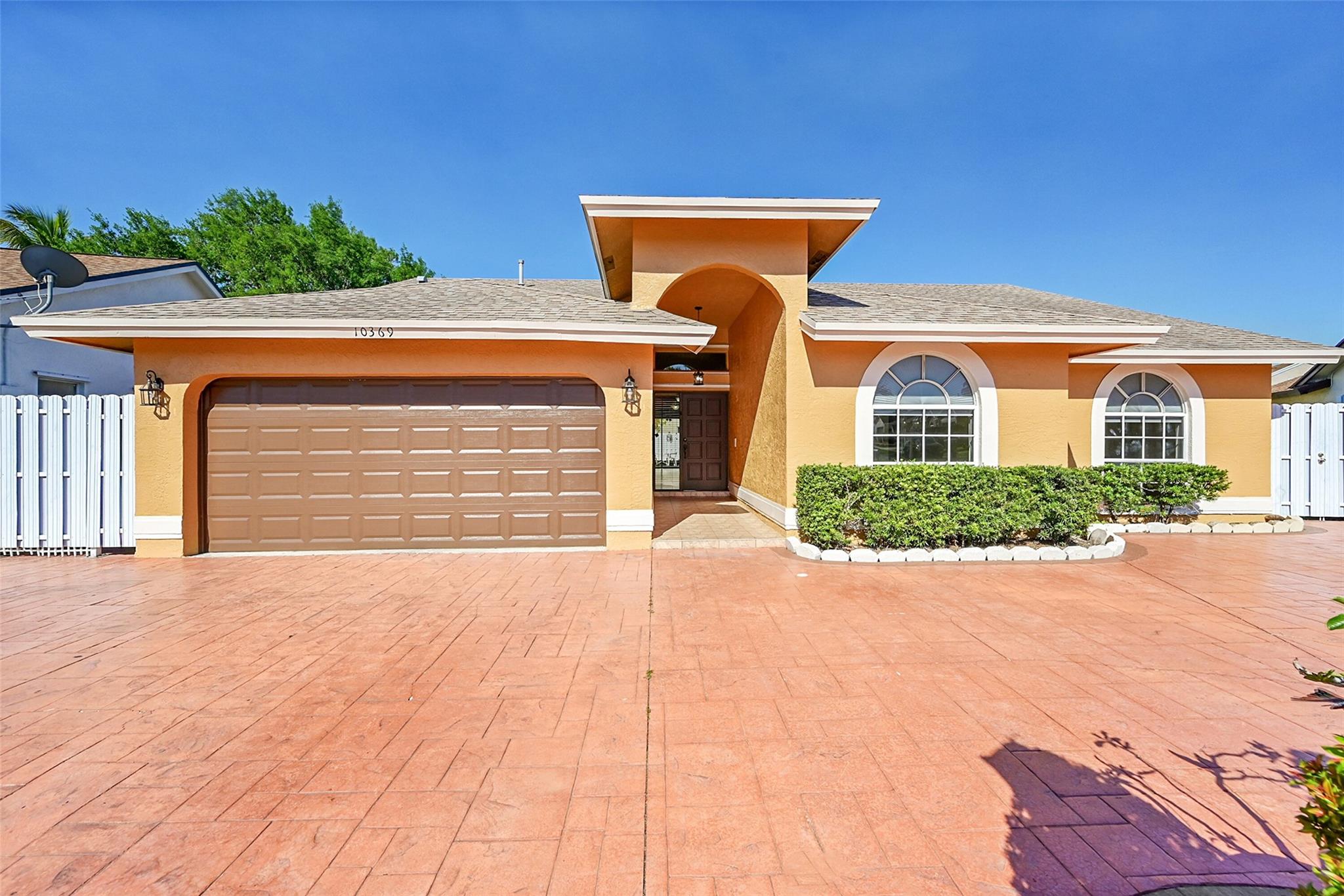 10369 Welleby Isles Ln
