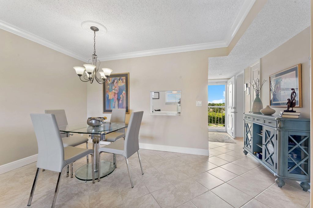 Photo of 2515 NE 2nd Court #405, Boynton Beach, FL 33435 (MLS # B26015759)
