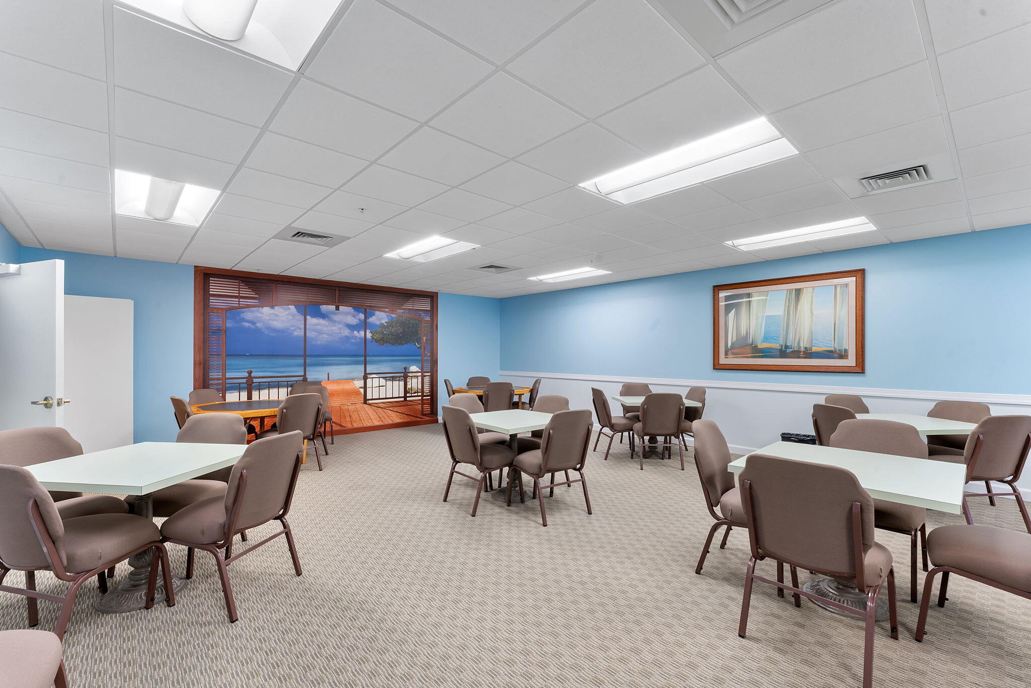 VILLAGE ROYALE GREENTREE CONDO - Residential