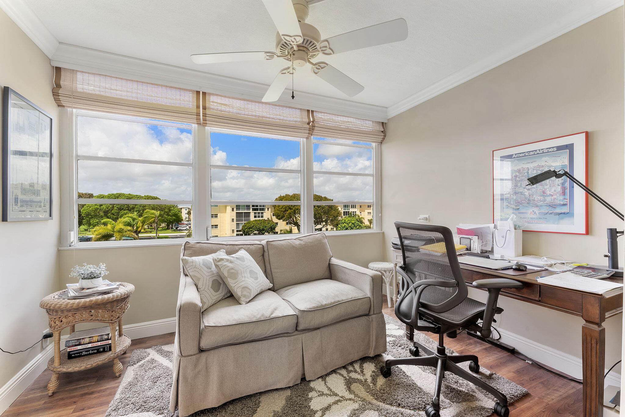 VILLAGE ROYALE GREENTREE CONDO - Residential