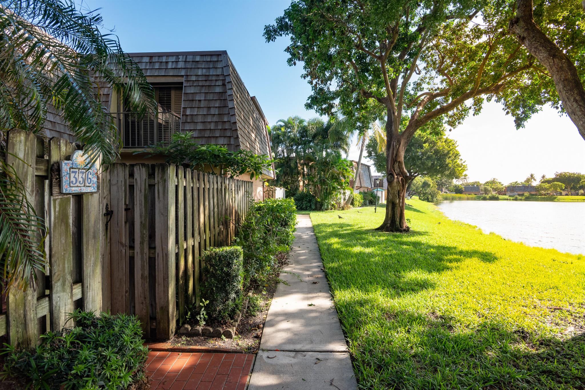 LAKEWOOD - Residential