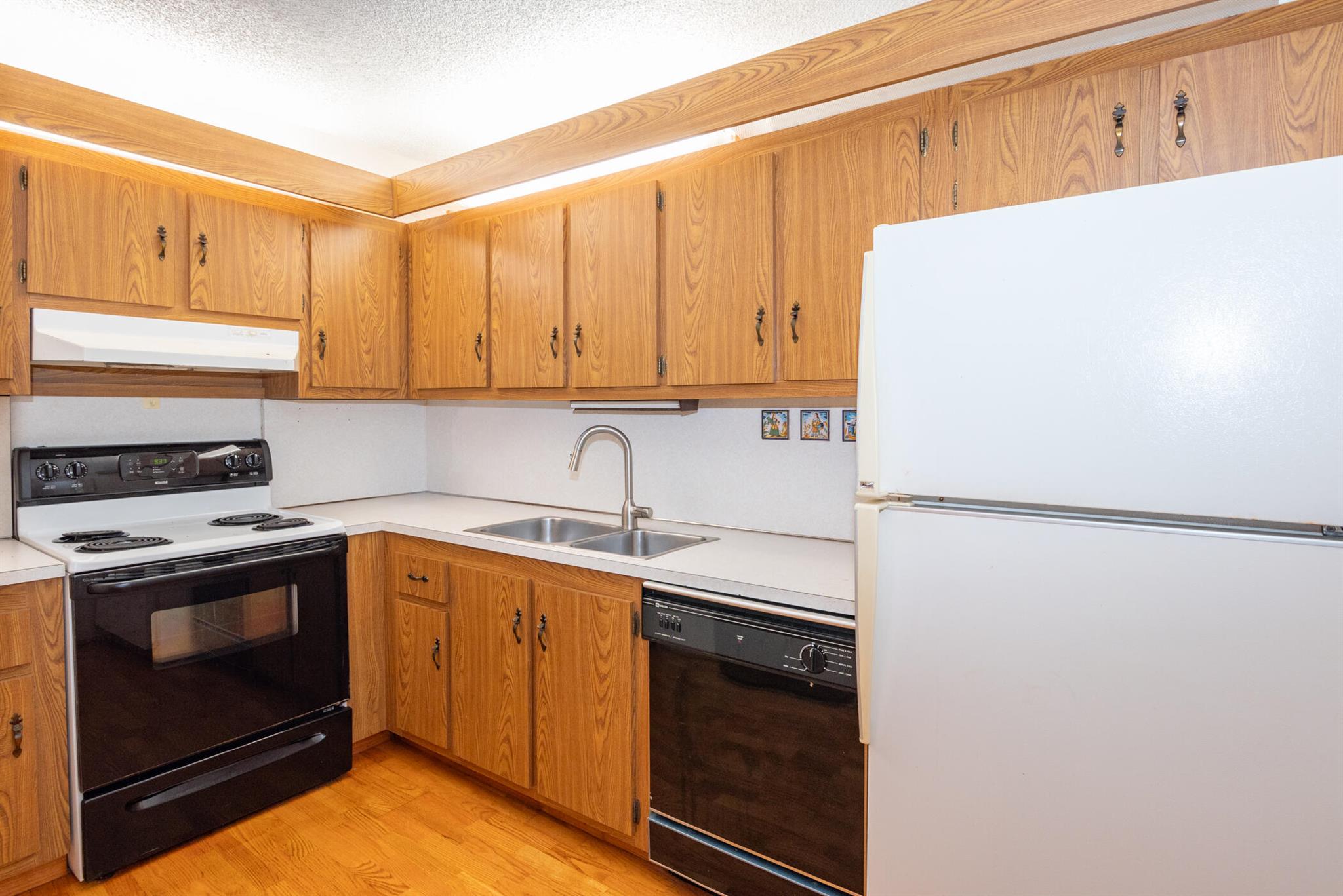 LAKEWOOD - Residential