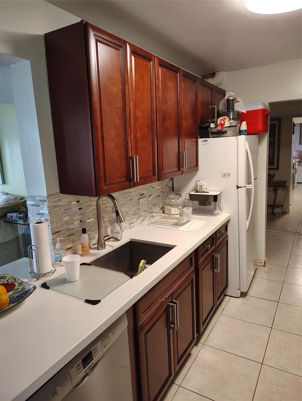 5570 NW 44th St 501