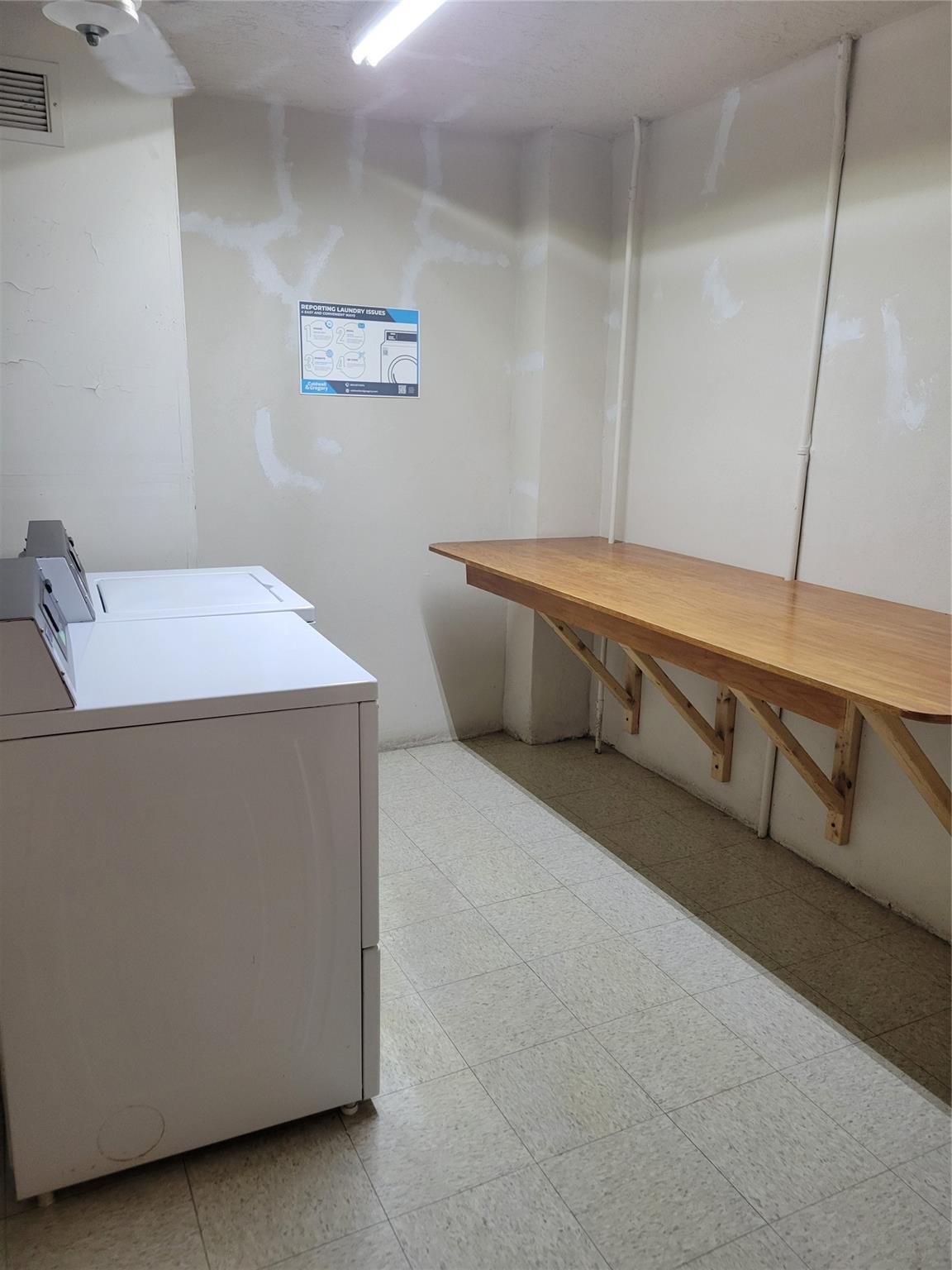 CONDOMINIUM 8  ENVIRON 11 - Residential