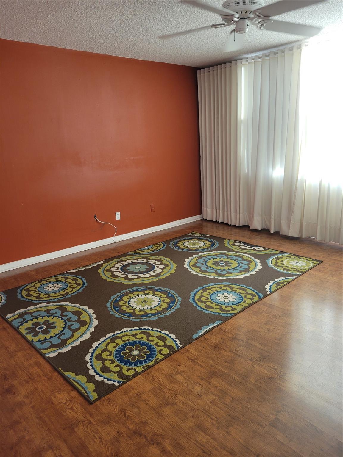 CONDOMINIUM 8  ENVIRON 11 - Residential