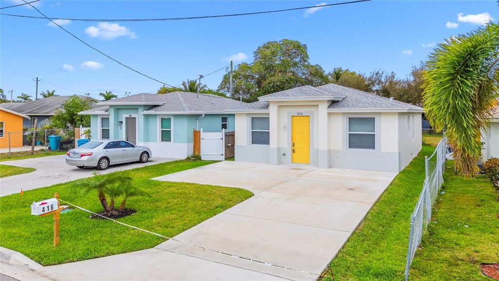 Photo of 416 NE 12th Avenue, Boynton Beach, FL 33435 (MLS # F10545559)