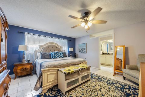 Tiny photo for 1380 SW 28th Avenue, Boynton Beach, FL 33426 (MLS # B26014629)