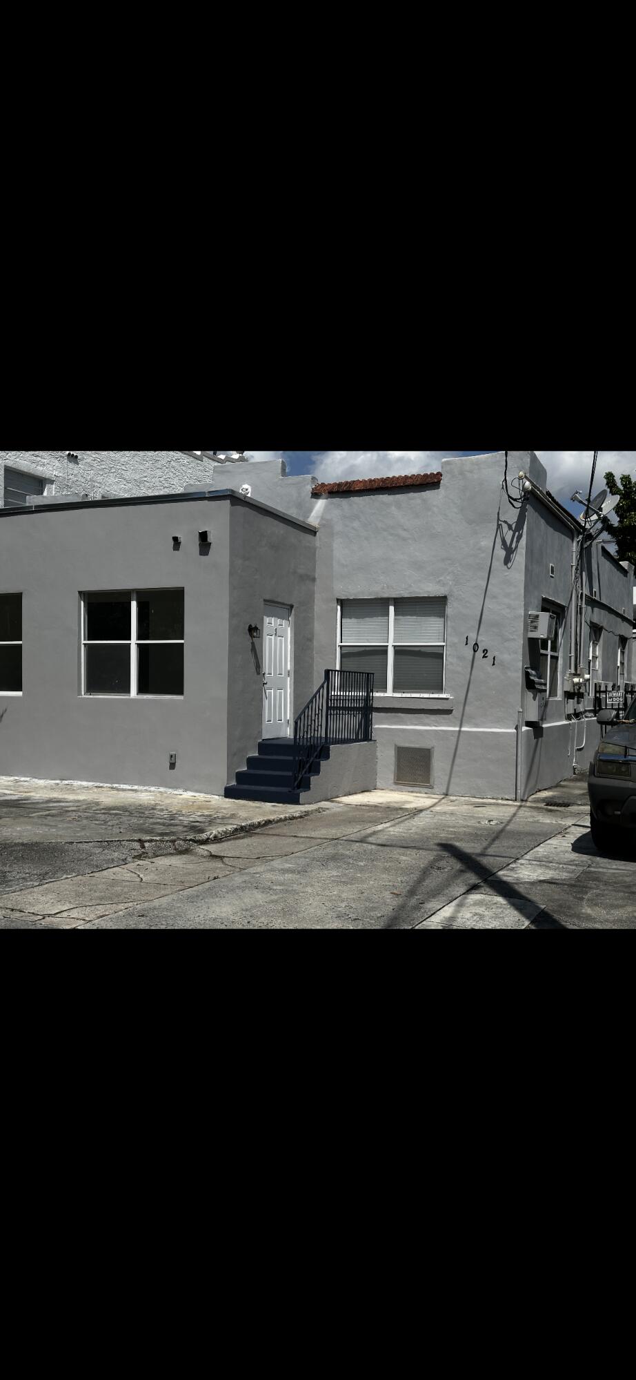 LAWRENCE ESTATE LAND CO - Residential Income