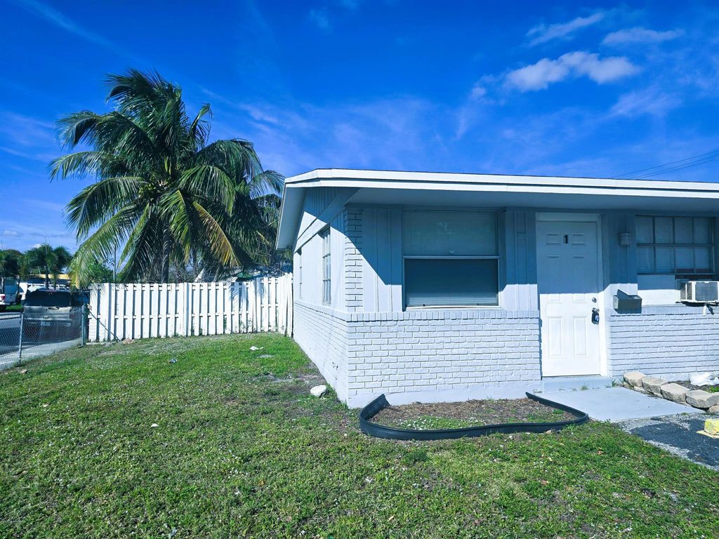 Photo of 1120 12th Avenue S #1, Lake Worth Beach, FL 33460 (MLS # R11058919)