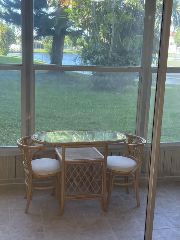 Sunrise Lakes 117 condo - Residential