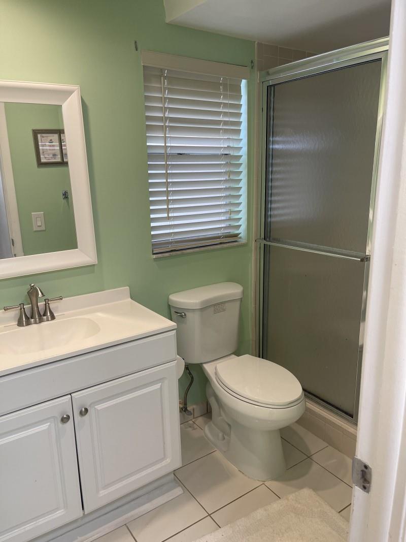 Sunrise Lakes 117 condo - Residential