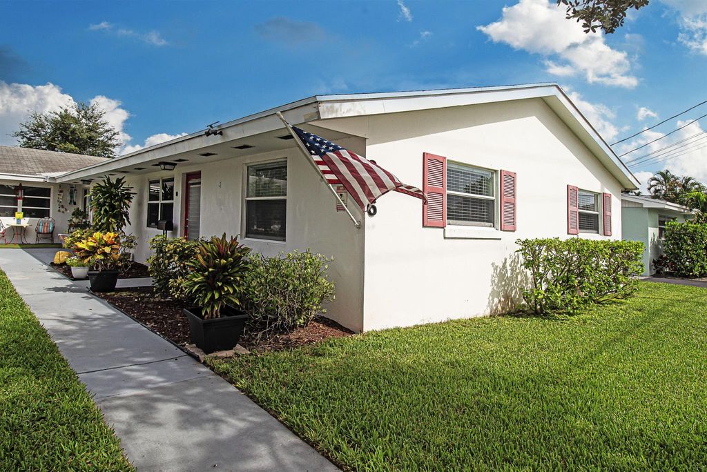 Photo of 626 Prosperity Farms Rd #8, North Palm Beach, FL 33408 (MLS # R11018888)