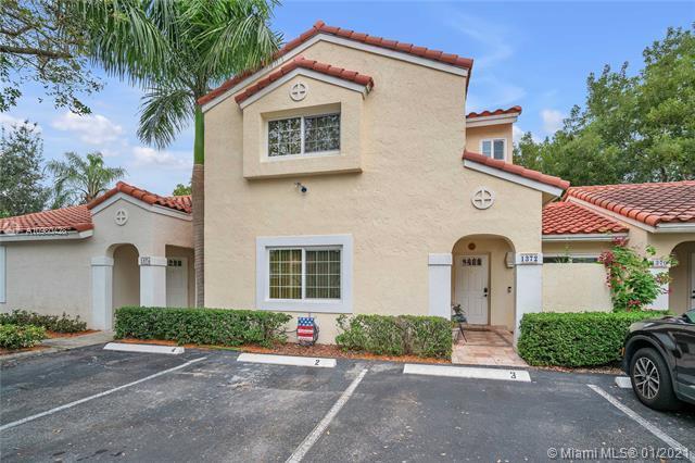 1372 Cottonwood Circle 1372