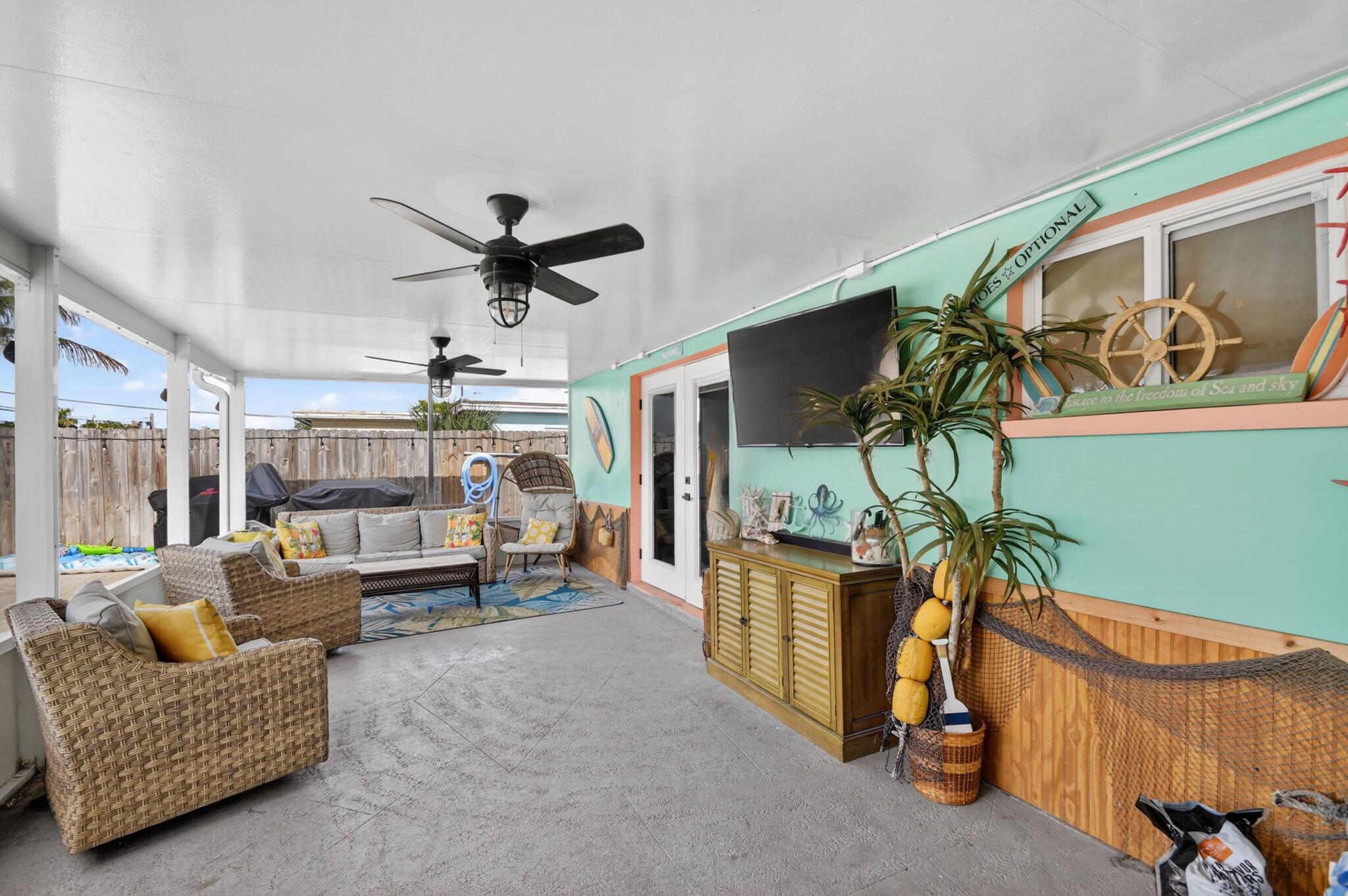 BAHAMA HEIGHTS 5 - Residential