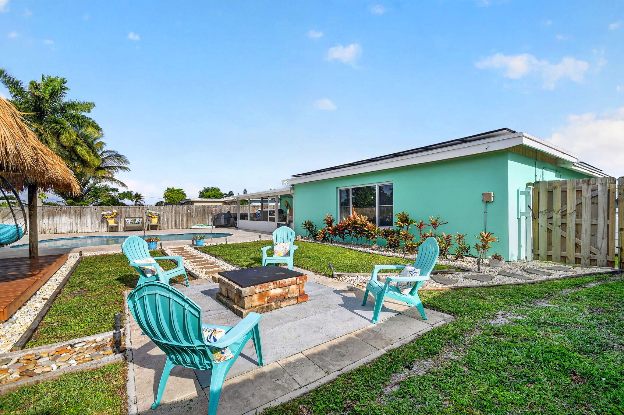 BAHAMA HEIGHTS 5 - Residential