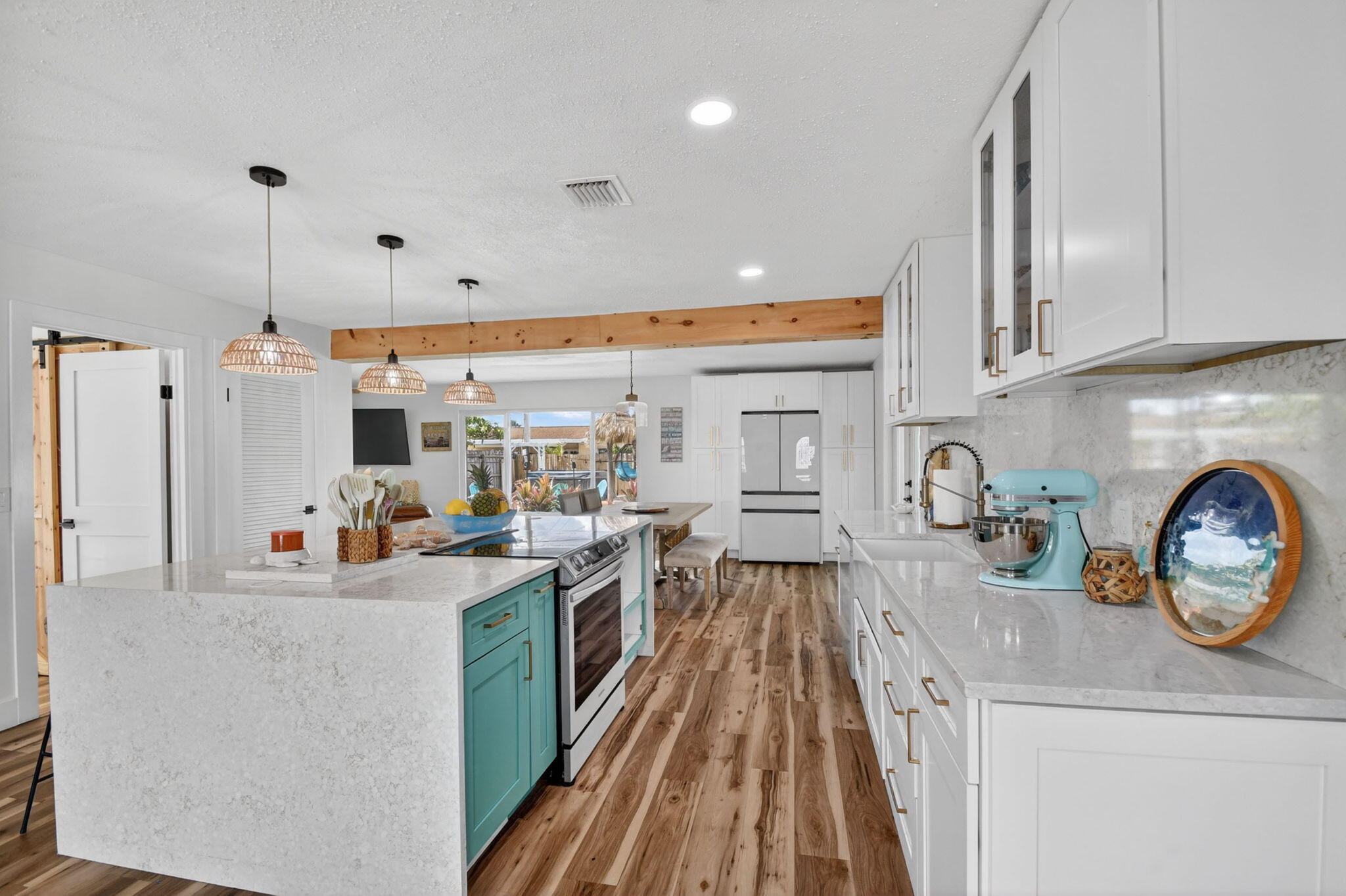 BAHAMA HEIGHTS 5 - Residential