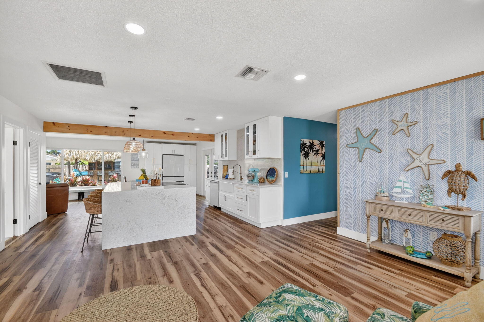 BAHAMA HEIGHTS 5 - Residential