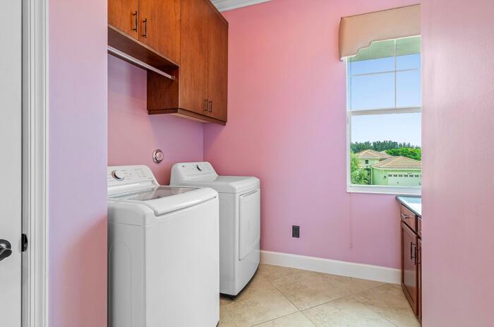 HAMMOCKS OF WESTLAKE - Residential