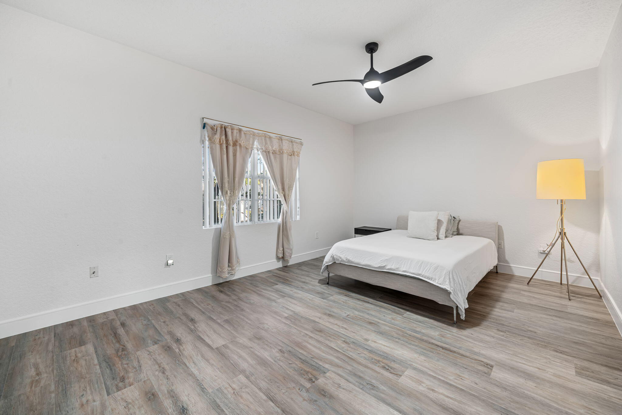 PARK PLACE CONDO - Residential