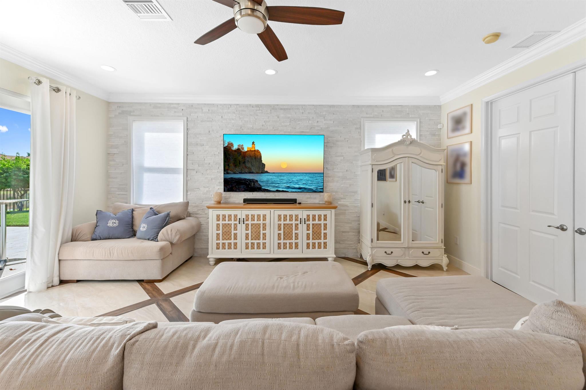 OLYMPIA - Residential