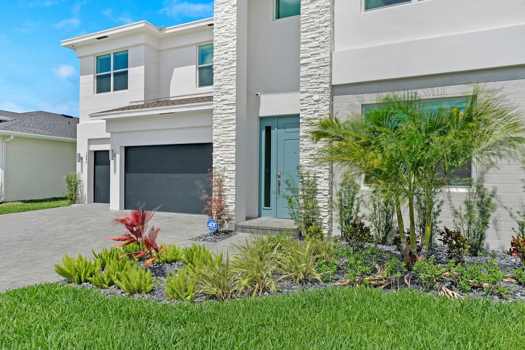 Photo of 1525 Stockbridge Street, Loxahatchee, FL 33470 (MLS # B26030899)