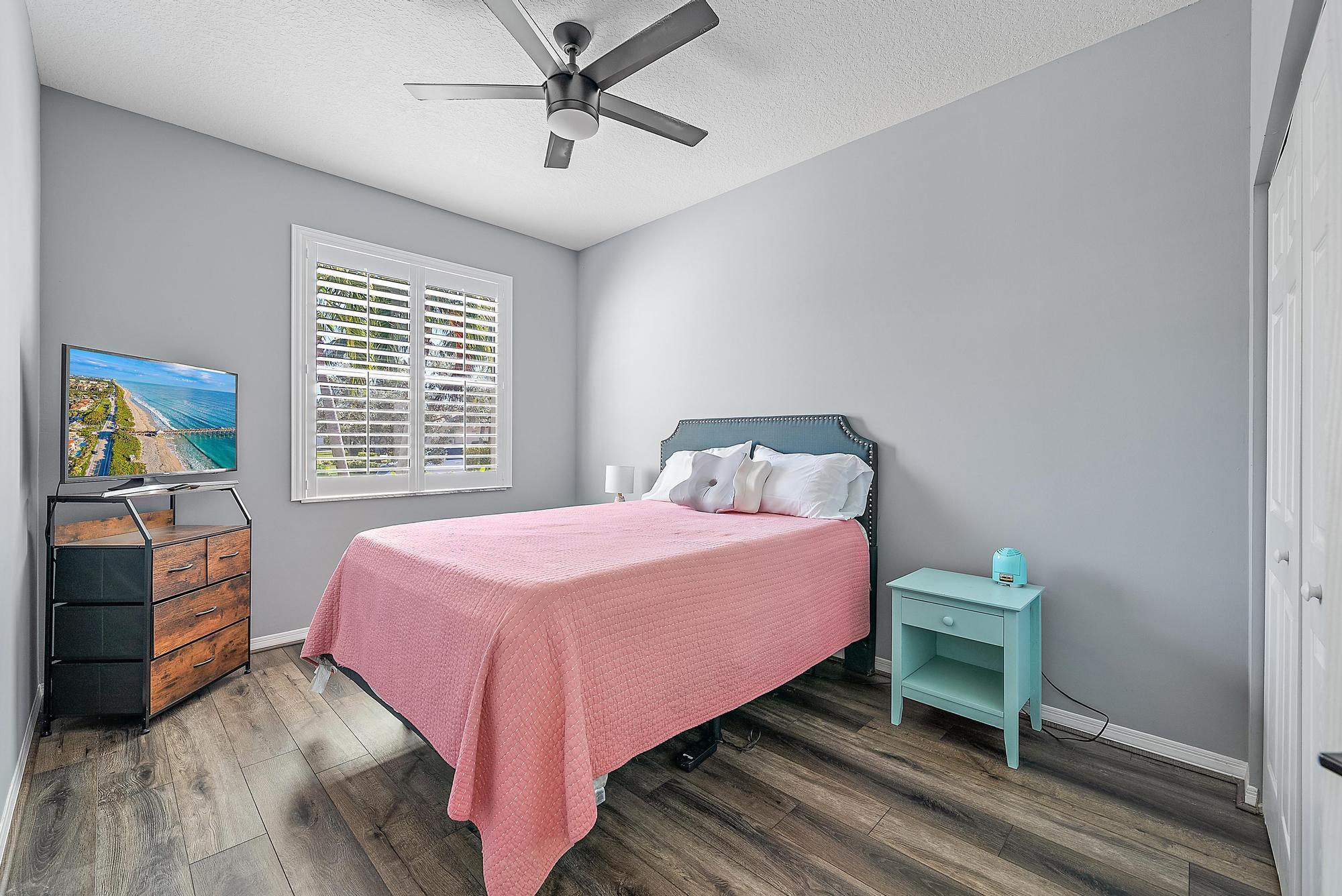 ANDROS ISLE PAR F - Residential