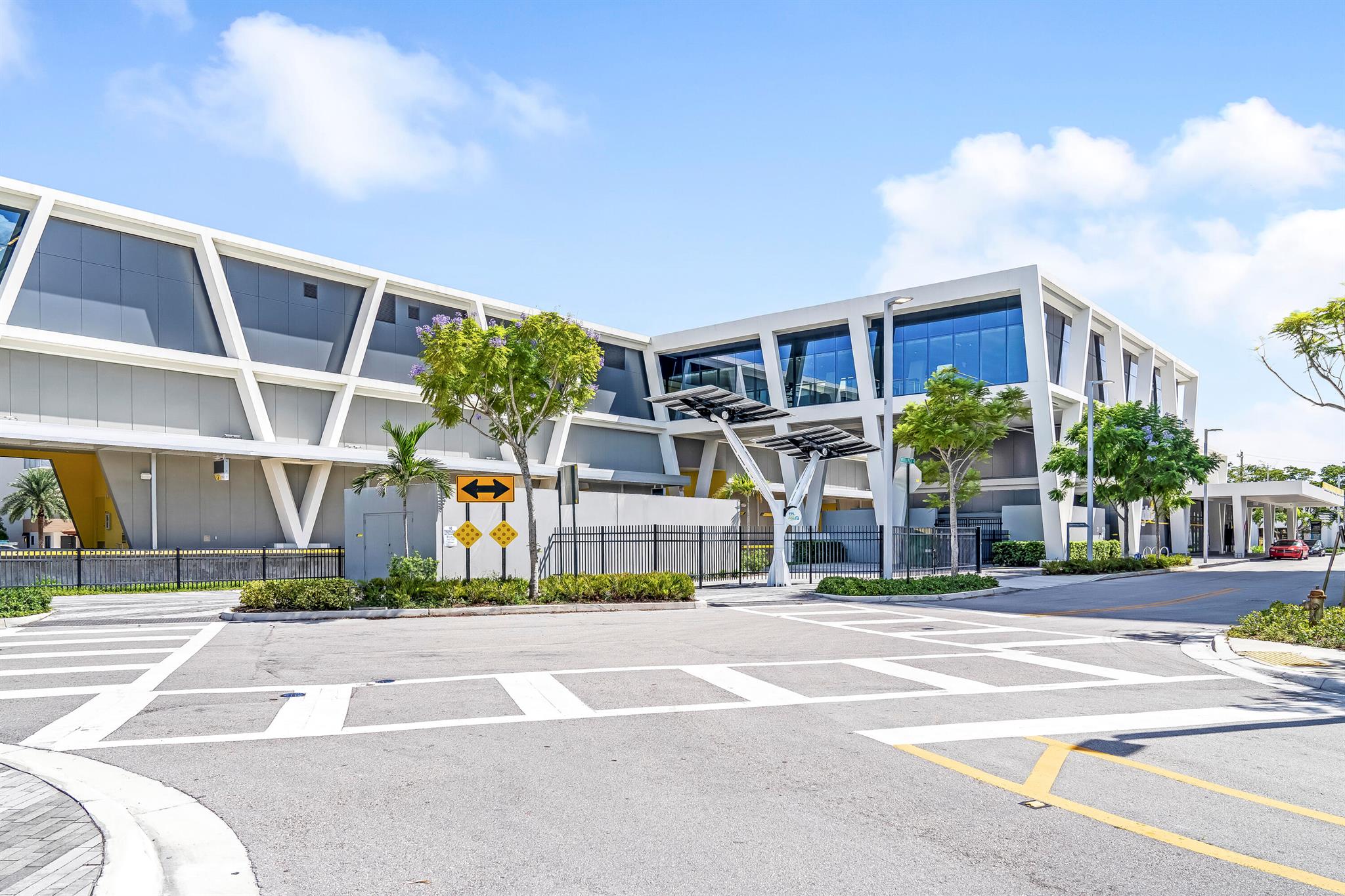 ANDROS ISLE PAR F - Residential