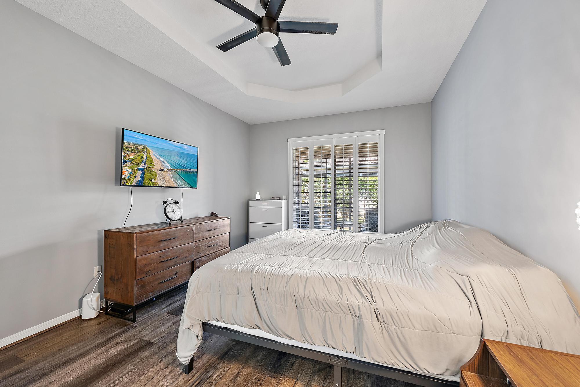 ANDROS ISLE PAR F - Residential