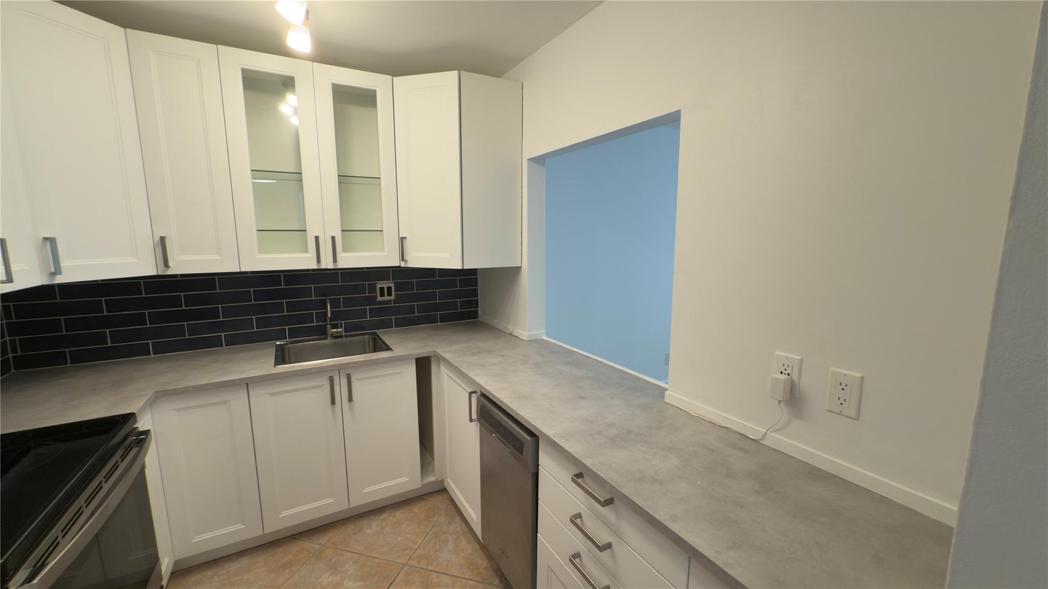 251 S Cypress Rd 127