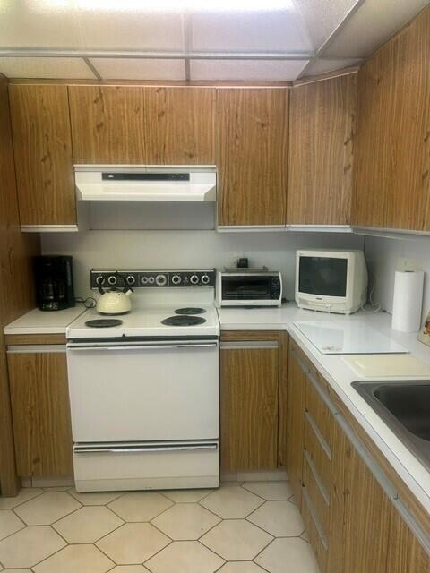 Photo of 2303 Lucaya Lane #L-2, Coconut Creek, FL 33066 (MLS # B26077762)