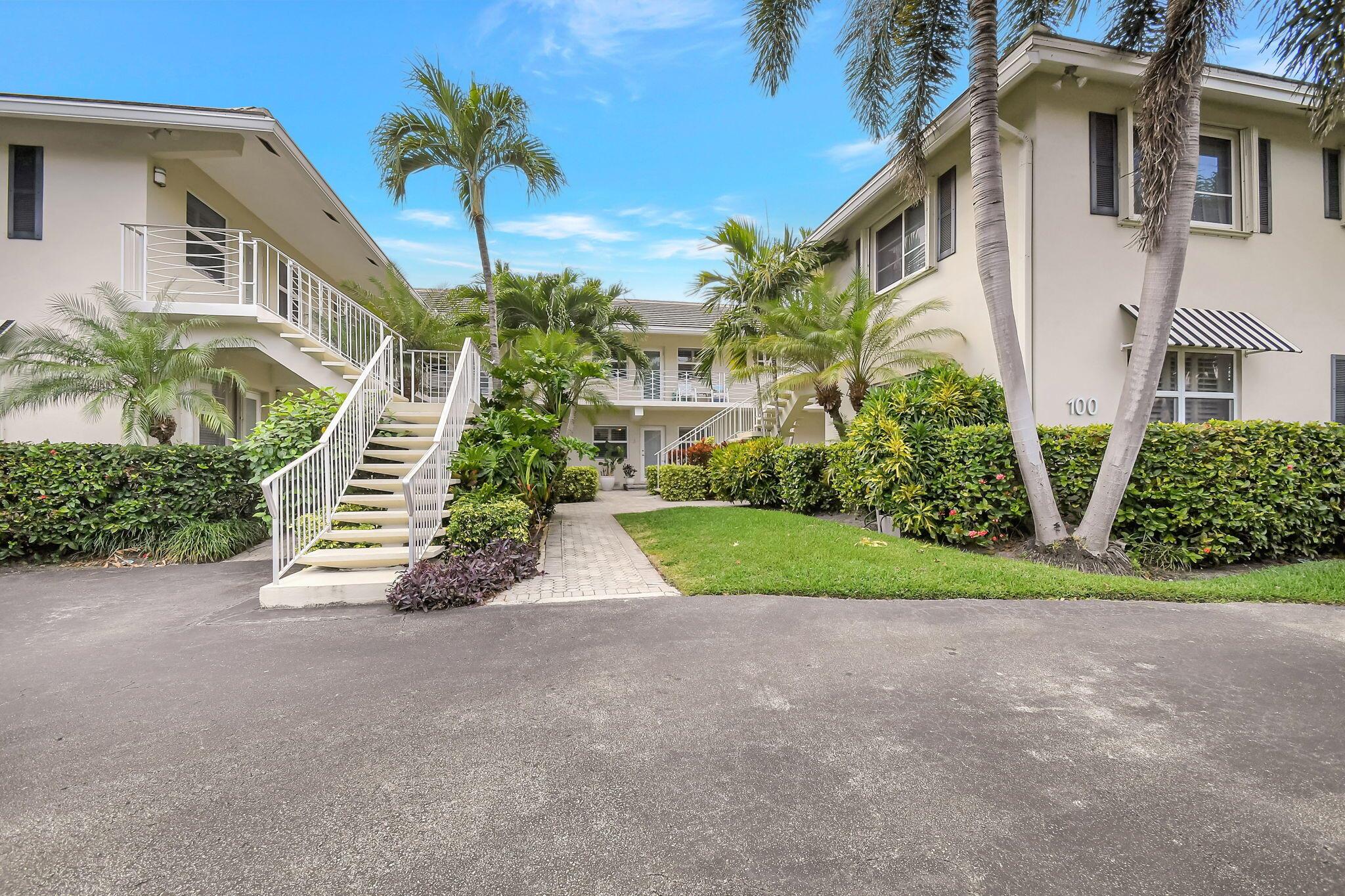 100 Venetian Drive 3